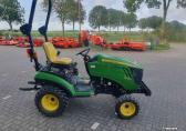 John Deere 1026 R  compact traktor