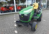 John Deere 1026 R  compact traktor